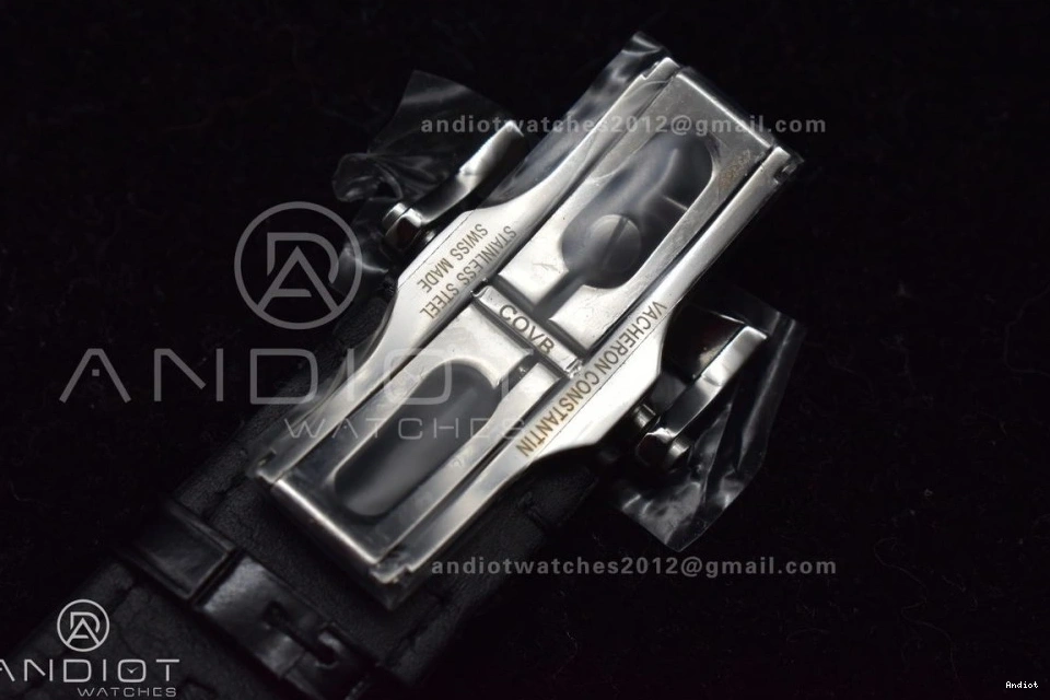 Rubber Overseas Strap Black on SS Black Dial 8F Maker 0317